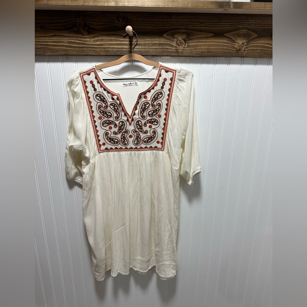White Mark Ivory Tunic Dress Embroidered Paisley Design 2x Boho Comfort Flowy